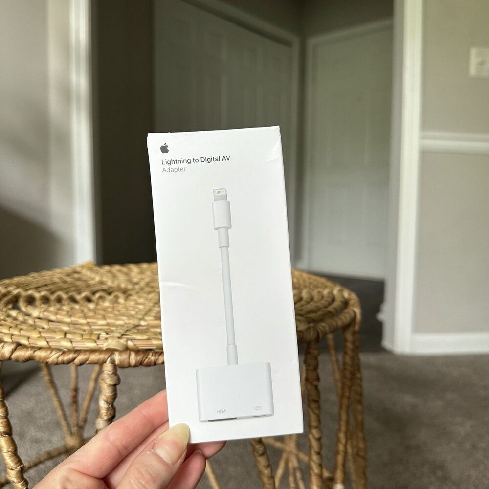 Apple Lightning to Digital AV Adapter MD826AM/A 1080 HD Mirroring Open Box